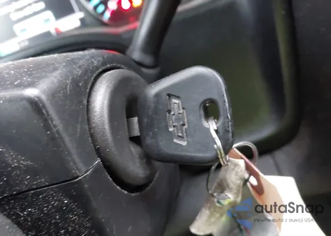 2015 Chevrolet Silverado 1500 1Lt from USA, damaged, VIN 3GCUKRECXFG287824